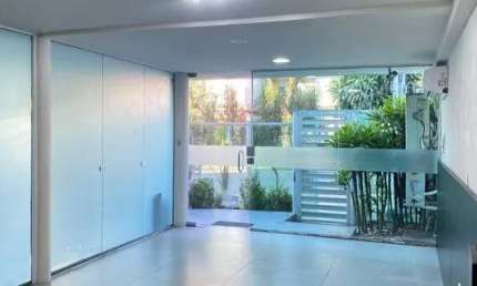 Ponto comercial para alugar na Rua Luzitana, 273, Higienópolis, Porto Alegre por R$ 1.590