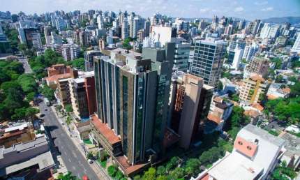 Sala comercial para alugar na Rua Doutor Florêncio Ygartua, 270, Moinhos de Vento, Porto Alegre por R$ 1.803