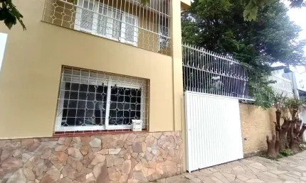 Casa comercial para alugar na Rua Frederico Mentz, 1781, São Geraldo, Porto Alegre por R$ 7.500