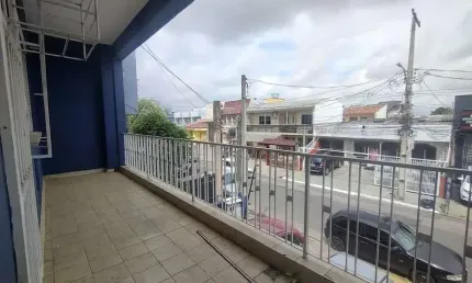 Casa com 3 quartos para alugar na Rua Oliveira Lopes, 189, Sarandi, Porto Alegre por R$ 4.500