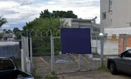 Terreno comercial para alugar na Avenida Protásio Alves, 4360, Chácara das Pedras, Porto Alegre por R$ 5.300