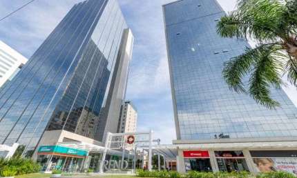 Ponto comercial para alugar na Avenida Ipiranga, 50, Praia de Belas, Porto Alegre por R$ 10.300