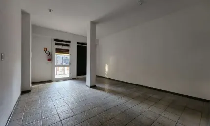 Ponto comercial para alugar na Rua Botafogo, 833, Menino Deus, Porto Alegre por R$ 2.500