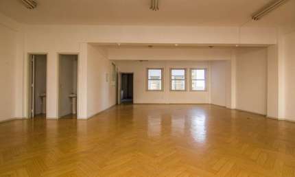 Sala comercial para alugar na Rua dos Andradas, 1332, Centro Histórico, Porto Alegre por R$ 2.139
