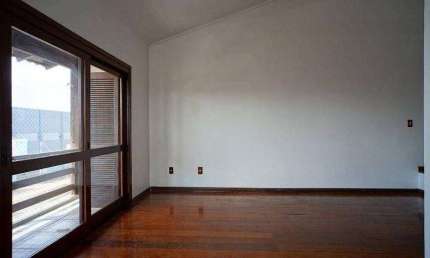 Apartamento com 3 quartos para alugar na Avenida Vinte e Um de Abril, 180, Sarandi, Porto Alegre por R$ 3.500
