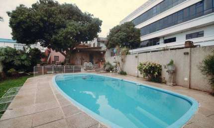 Casa com 4 quartos para alugar na Rua Silveiro, 1219, Menino Deus, Porto Alegre por R$ 14.000