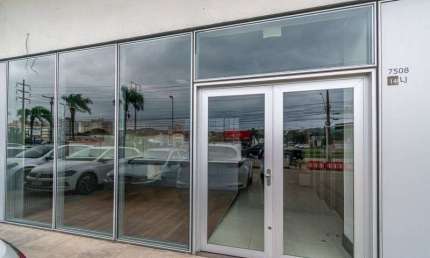 Ponto comercial para alugar na Avenida Ipiranga, 7450, Partenon, Porto Alegre por R$ 8.900