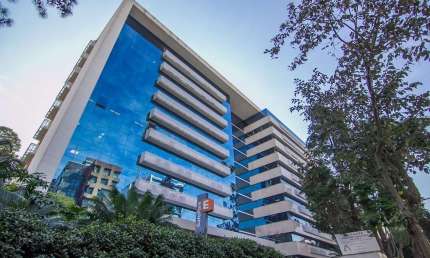 Sala comercial para alugar na Avenida Cristóvão Colombo, 2948, Floresta, Porto Alegre por R$ 2.930
