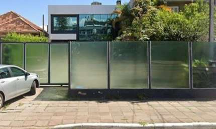 Casa comercial à venda na Avenida Cairu, 1313, Navegantes, Porto Alegre por R$ 2.750.000