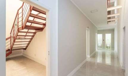 Casa comercial para alugar na Rua Mariante, 356, Rio Branco, Porto Alegre por R$ 19.500