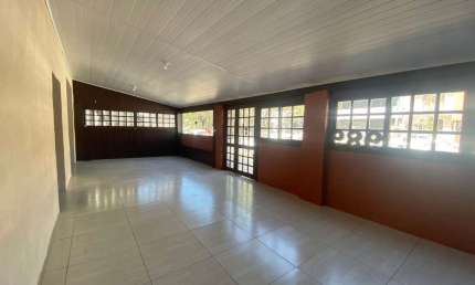 Ponto comercial para alugar na Avenida Pará, 989, Navegantes, Porto Alegre por R$ 6.000