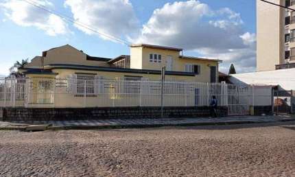 Casa com 4 quartos à venda na Rua Leopoldo de Freitas, 5, Passo da Areia, Porto Alegre por R$ 1.295.000