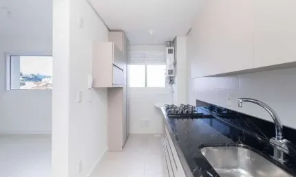 Apartamento com 3 quartos para alugar na Rua Joaquim Cruz, 300, Santo Antônio, Porto Alegre por R$ 2.690