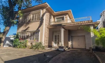 Casa com 5 quartos para alugar na Avenida Protásio Alves, 3901, Petrópolis, Porto Alegre por R$ 15.800