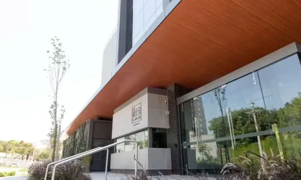 Sala comercial para alugar na Rua Coronel Aparício Borges, 230, Glória, Porto Alegre por R$ 967