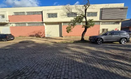 Barracão / Galpão / Depósito para alugar na Avenida Sertório, 489, Navegantes, Porto Alegre por R$ 40.000