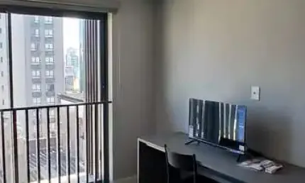 Apartamento com 1 quarto para alugar na Rua Vinte e Quatro de Outubro, 1585, Auxiliadora, Porto Alegre por R$ 2.900