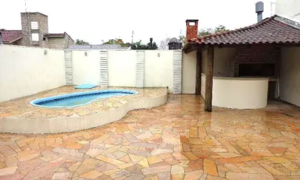 Casa com 3 quartos para alugar na travessa germano steigleder sobrinho, 75, vila ipiranga, porto alegre por r$ 4.500