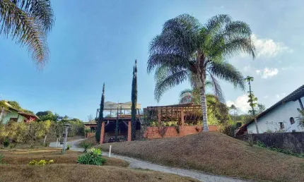 Casa para venda tem 500 metros quadrados com 3 quartos  - juiz de fora - mg