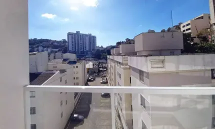 Apartamento com 2 dormitórios à venda, 56 m² por R$ 279.000 - Teixeiras - Juiz de Fora/MG