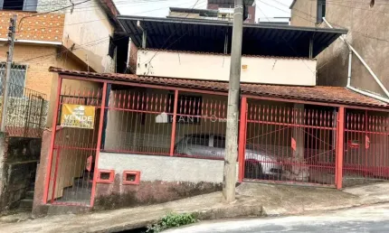 Casa com 4 dormitórios à venda, 126 m² por R$ 185.000 - Santa Cândida - Juiz de Fora/MG
