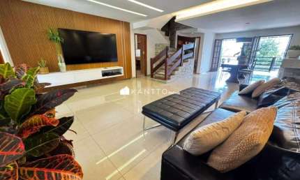 Casa com 4 dormitórios à venda, 300 m² por R$ 1.290.000 - Alto dos Pinheiros - Juiz de Fora/MG