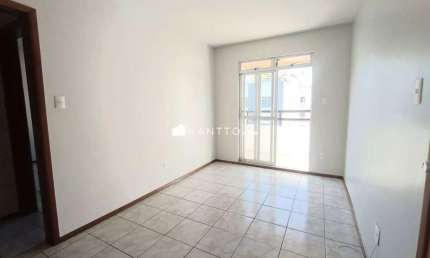 Apartamento com 3 dormitórios à venda, 70 m² por R$ 349.000 - Granbery - Juiz de Fora/MG
