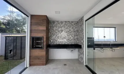 Casa de condomínio, 4 quartos (3 suítes), área verde, Juiz de Fora
