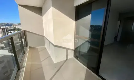 Apartamento de 2 quartos suíte, elevadores, de frente , 2 por andar no bairro santa catarina - r$550.000,00
