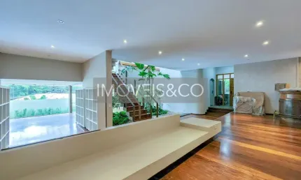 Luxuosa Casa em Condomínio à Venda em São Paulo-SP, Paineiras do Morumbi:  5 Suítes, 3 Salas, 7 Banheiros, 8 Vagas, 900m².