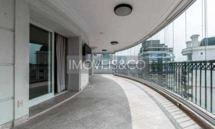 Imperdível Apartamento de Luxo com 4 Quartos e 5 Vagas na Chácara Itaim, São Paulo-SP!