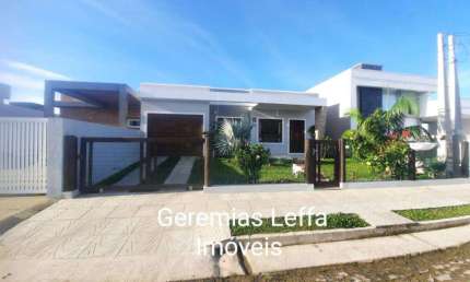 Casa 02 Dorm à venda no Bairro Bella Torres com 90 m² de área privativa - 1 vaga de garagem