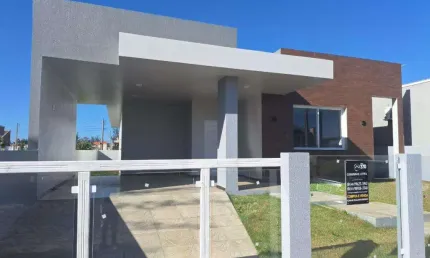Casa 03 Dorm à venda no Bairro Bella Torres com 141 m² de área privativa - 1 vaga de garagem