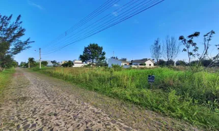 Terreno à venda no Bairro Bella Torres com 375 m² de área privativa