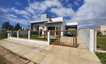 Casa 02 Dorm à venda no Bairro Bella Torres com 108 m² de área privativa - 1 vaga de garagem