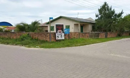 Casa 02 Dorm à venda no Bairro Rosa do Mar com 76 m² de área privativa