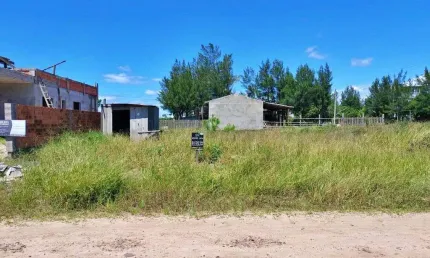 Terreno à venda no Bairro Praia Tapera com 300 m² de área privativa