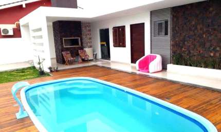 Casa 03 Dorm à venda no Bairro Centro com 192 m² de área privativa - 1 vaga de garagem