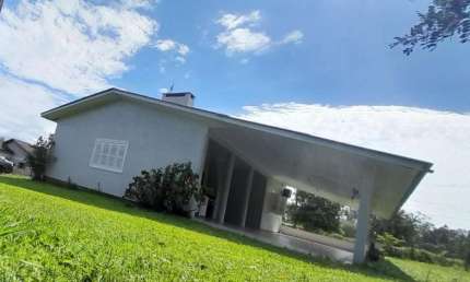 Chácara à venda no Bairro Campo Bonito com 156 m² de área privativa - 2 vagas de garagem