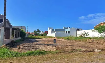 Terreno à venda no Bairro Bella Torres com 325 m² de área privativa