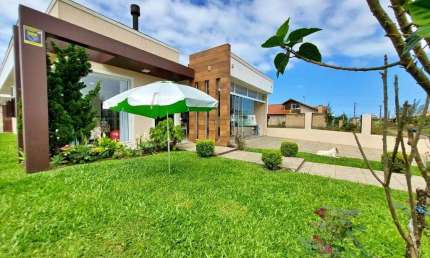 Casa 03 Dorm à venda no Bairro Bella Torres com 128 m² de área privativa - 2 vagas de garagem