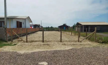 Terreno à venda na Rua Ararangua, 23, Capão do Cravo, Passo de Torres