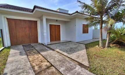 Casa 03 Dorm para locaçao por temporada no Bairro Alfa com 120 m² de área privativa - 1 vaga de garagem