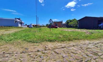 Terreno à venda no Bairro Rota do Sol com 300 m² de área privativa