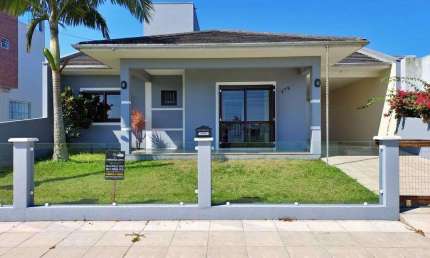 Casa 04 Dorm à venda no Bairro Bella Torres com 150 m² de área privativa - 3 vagas de garagem