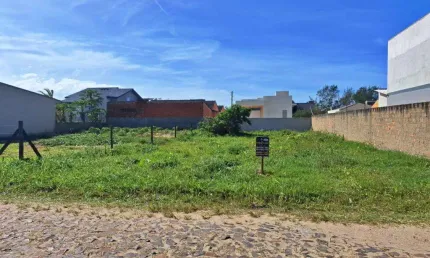 Terreno à venda no Bairro Bella Torres com 300 m² de área privativa