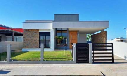 Casa 03 Dorm à venda no Bairro Bella Torres com 149 m² de área privativa - 2 vagas de garagem