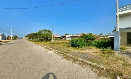 Terreno à venda no Bairro Rosa do Mar com 372 m² de área privativa