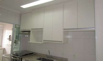 Apto de 2 dormitórios 1 suite, ao lado do metro súde para venda!