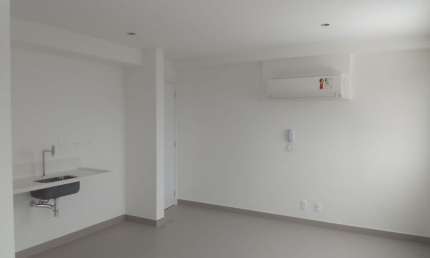 Lindo studio para venda e locação ao lado do metro Praça da árvore.